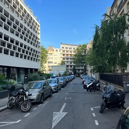 60 M², Porte De Saint-cloud Apartment